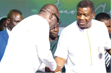  ?? ?? Edo State Governor, Godwin Obaseki ( left) and General Overseer, RCCG Worldwide, Enoch Adeboye during the three- day light up Edo crusade.