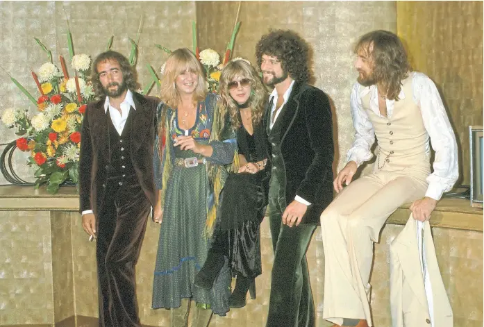  ?? Michael Ochs ?? El cuarteto Fleetwood Mac estaba integrado por dos parejas, algo así como “los ABBA hippies”