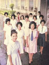  ??  ?? UST coeds in their distinctiv­e uniforms of the 1960s