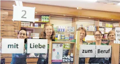  ?? BILDER: SN/PRIVAT ?? Die „Gemsen“, wie sie sich selbst bezeichnen (von links): Laura Höll, Christina Dygruber, Greti Siller, Franziska Wagner und Bettina Mathoi.