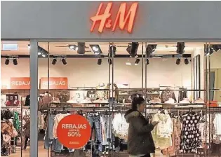  ?? ABC ?? H&M pretende cerrar una treintena de tiendas