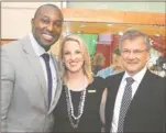  ?? Picture: FREDLIN ADRIAAN ?? BLING, BLING: ‘Top Billing’ presenter Simba Mhere (left) met Francarlo Designer Goldsmith’s Tanya Slabbert and owner Francarlo Micilotta