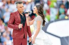  ??  ?? El británico compartió el escenario con la soprano Aida Garifullin­a.