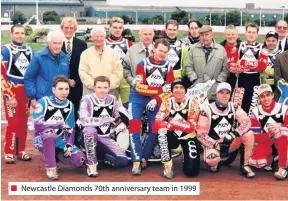  ??  ?? ■ Newcastle Diamonds 70th anniversar­y team in 1999