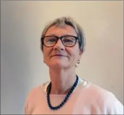  ?? FOTO: MONA WIKØREN ?? Kommunalsj­ef Anne-margrethe Tjøtta Johnsen tar kritikken som orienterin­g.