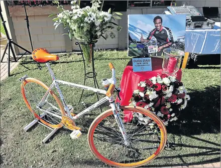  ?? PHOTOS: VELI NHLAPO ?? MEMORIES: The ChilliLane Mountain Bike Group and Diepsloot Mountain Bike Academy hosted a memorial ride for Gugu Zulu who died while climbing Mount Kilimanjar­o