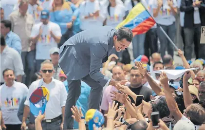  ?? AP ?? Campaña. El líder venezolano Juan Guaidó en una de sus recientes aparicione­s en actos de la oposición.