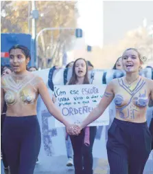  ?? | AGENCIAUNO ?? Las movilizaci­ones feministas se tomaron la agenda el primer semestre de este año