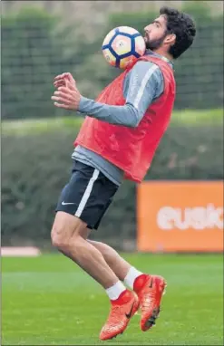  ??  ?? PREPARADO. Raúl García espera marcar ante Osasuna.