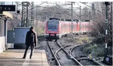  ?? FOTO: STEPHAN KÖHLEN ?? An dieser Gleisgabel­ung in Hilden könnte die S1 später in Richtung Immigrath und Opladen abbiegen.