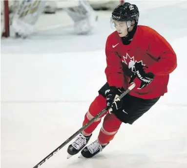  ??  ?? Cody Glass has 54 points in 26 games for the Portland Winterhawk­s this season.