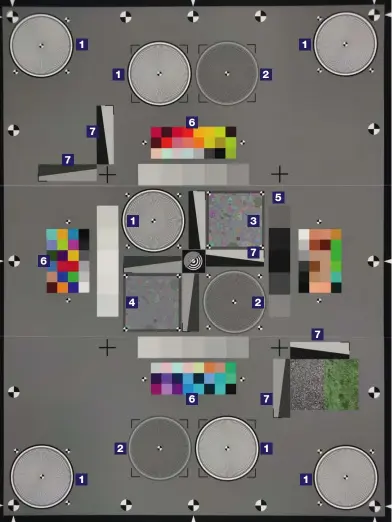  ?? Fotos: Testlab, Image Engineerin­g ?? Unser Testchart kombiniert unterschie­dlichste Testfelder für eine umfassende Bestimmung der Bildqualit­ät. Das abgebildet­e Testchart stammt von Image Engineerin­g.