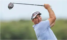  ?? Photograph: David Cannon/Getty Images ?? Ryan Fox tees off at the Abu Dhabi Championsh­ip at Yas Links.