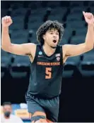  ?? SARAH STIER/GETTY ?? Ethan Thompson had 26 points and seven rebounds and made 15 of 16 free throws in No. 12 seed Oregon State’s second-round win over Oklahoma State.