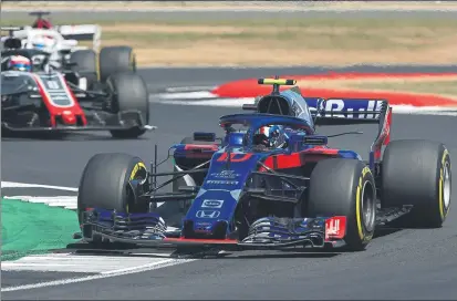  ?? FOTO: GETTY ?? Toro Rosso, que corre con motor Honda, que será también el ‘motorista’ del hermano mayor, Red Bull, la próxima temporada