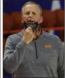  ??  ?? Coach Rick Barnes will lead No. 18 Tennessee against No. 15 Kansas on Saturday in the Big 12/SEC Challenge. The conference­s went 5-5 in last year’s games. (AP/Matt Stamey)