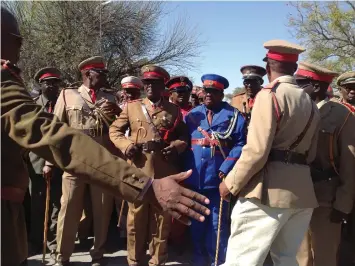  ??  ?? Ondombora maiku…Ondomba yo tjiwa¿a mo mu zaro wo mbazu mo Ndombora mo 2017. Omayuva wo ma suviro inga ozondekuro­na zo TjiÞiro Otjindjand­ja ma ze kuwa kOndombora oku karaisa onyengo ohunga no Nÿuvasanen­o pokati ka Namibia nEhi rOvandoitj­i.