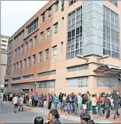  ?? PHOTO: TRACEY ADAMS ?? The opening of the income tax return season normally sees queues all the way around the front, side and back of the Sars building in Lower Long Street, Cape Town.