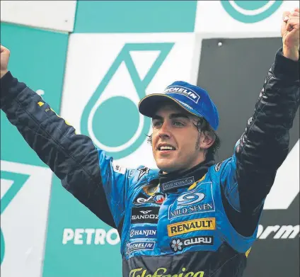  ?? FOTO: GETTY ?? Fernando Alonso, celebrando en el Gran Premio de Malasia de 2005 el primero de sus tres triunfos en el trazado de Sepang