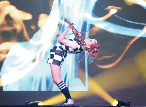  ?? | GETTY IMAGES ?? Con más de 9 millones de suscriptor­es, Lindsey Stirling tiene su cuartel general en la web.