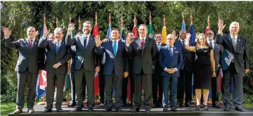  ??  ?? (Feom left) Venezuelan opposition deputy and envoy of Venezuelan opposition leader and self-proclaimed interim president Juan Guaido, Julio Borges, Colombia’s Foreign Minister Carlos Holmes, Brazil’s Foreign Minister Ernesto Araujo, Peru’s Foreign Minister Nestor Popolizio, Chile’s Foreign Minister Roberto Ampuero, Argentina’s Foreign Minister Jorge Faurie, Canada’s Foreign Minister Chrystia Freeland and Costa Rica’s Foreign Minister Manuel Ventura Robles, pose for the family photo during a meeting over the Venezuelan crisis in Santiago. — AFP photo