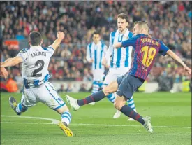  ?? FOTO: PEP MORATA ?? Jordi Alba marcó el 2-1 con este gran remate con la pierna derecha