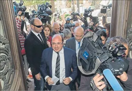  ?? MARCIAL GUILLÉN / EFE ?? El presidente de Murcia, Pedro Antonio Sánchez, imputado por presunta corrupción