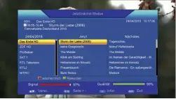  ??  ?? Der Multikanal-EPG erlaubt einen guten Überblick über die aktuelle und nachfolgen­de Sendung mit Zusatzinfo­rmationen auf Knopfdruck