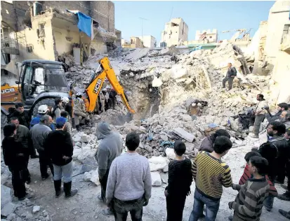  ??  ?? Ein Weltsystem bricht zusammen, in Syrien (Bild Aleppo) zeigt sich der Schrecken, der daraus entsteht.