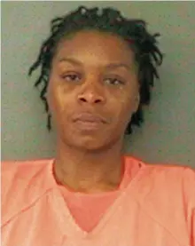  ?? FOTO: DPA ?? Sie starb in ihrer Zelle: Sandra Bland, nach ihrer Festnahme im Bundesstaa­t Texas am 10. Juli.