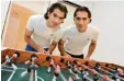  ?? Foto: dpa ?? Wieder gemeinsam in der Bundesliga: Halil (li) und Hamit Altintop.