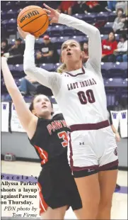  ?? PDN photo by Tom Firme ?? Pocola’s Allyssa Parker shoots a layup against Pawnee on Thursday.