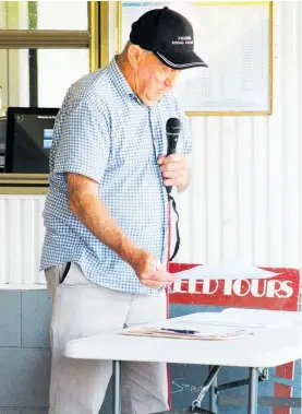  ?? Photo / Dean Taylor ?? Alexandra Racing Club president Bush Macky speaking at the wind up function and book launch.