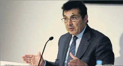  ?? FOTO: PEP MORATA ?? Toni Guil, presidente de la Confederac­ión Mundial de Penyes del Barça, habló ayer del caso Rosell