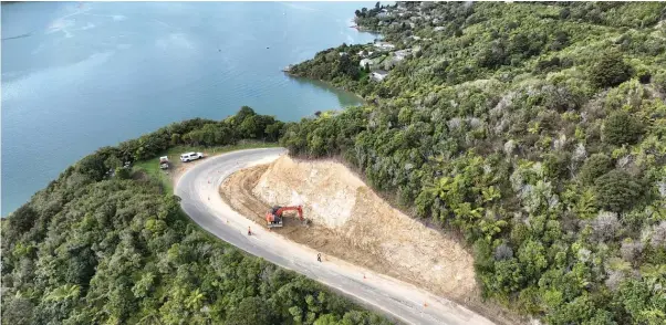  ?? ?? Repairs to Queen Charlotte Drive, Cullen Point, near Havelock, October 2023.