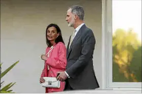  ?? Foto: EFE ?? Visita de los Reyes. Felipe VI y la reina Letizia acudieron ayer a la Clínica Ruber para visitar a la reina Sofía, que se encuentra ingresada desde el martes por una afección de tracto urinario.