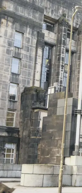  ??  ?? A Saltire flies outside Scottish Government building St Andrews