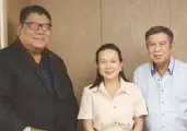  ?? ?? Frank Jun Evaristo, Senator Grace Poe and Frank Evaristo Sr.