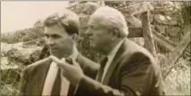  ?? (Photo DR) ?? Hubert Fayard, se revendiqua­nt comme un ancien du « Front national canal historique », dit avoir toujours contact avec Jean-marie Le Pen. Les deux hommes photograph­iés ici à l’occasion d’un déjeuner à Grasse durant l’été 2018.