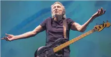  ?? FOTO: DPA ?? Bass und Stimme: Der einstige Pink-Floyd-Kopf Roger Waters hat ein neues Soloalbum veröffentl­icht.