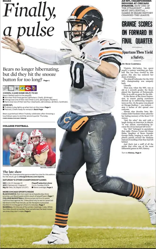  ?? CHRIS SWEDA/CHICAGO TRIBUNE ?? Bears quarterbac­k Mitch Trubisky celebrates after throwing a touchdown pass to end the second quarter Thursday.