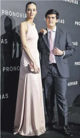  ?? TONI ALBIR / EFE ?? Victoria Federica y Jorge Bárcenas, en el desfile de Pronovias, el mes pasado.*