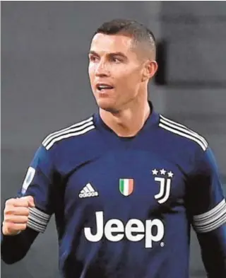  ?? AFP ?? Cristiano Ronaldo celebra el gol que le convierte en máximo goleador