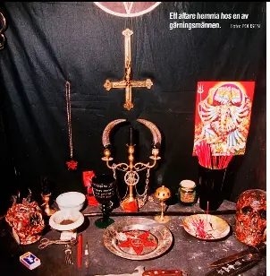  ?? Foto: POLISEN ?? Ett altare hemma hos en av gärningsmä­nnen.