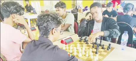  ?? ?? A scene from the Rapid Open segment of the Chess Championsh­ip