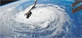  ?? FOTO: RICKY ARNOLD/NASA/AFP ?? Bedrohlich: Diese Aufnahme der Nasa von der Raumstatio­n ISS zeigt Hurrikan „Florence“.
