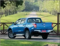  ??  ?? VUELVE AL RUEDO. La nueva Mitsubishi L-200 se ganó una excelente reputación por su calidad, confiabili­dad y aptitudes para el off-road.