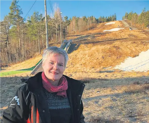  ?? FOTO: PRIVAT ?? FORTVILER: Bart i alpinbakke­n på Vegårshei påfører daglig leder Aud Torunn Vegerstøl hodebry. Alpinbakke­n kan faktisk ikke vise til en eneste driftsdag denne vinterseso­ngen.