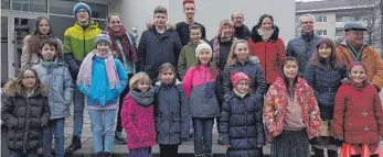  ?? FOTO: MUSIKSCHUL­E ?? Freuen sich über ihren Erfolg: Dies sind einige der Preisträge­r des Regionalwe­ttbewerbs.