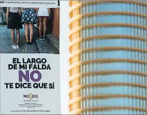  ?? RAÚL CARO CADENAS / EFE ?? El cartel contra la violencia de género ya se puede ver en Sevilla
